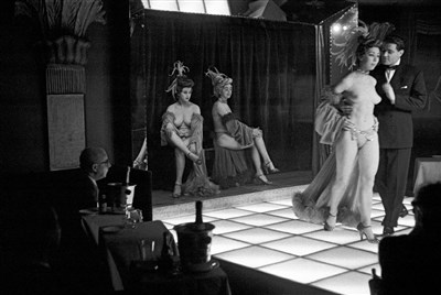 Le Cabaret Le Sphynx (1955) - Photo de Franck Horvat