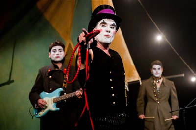 Photo 1 de Britannicus Tragic Circus