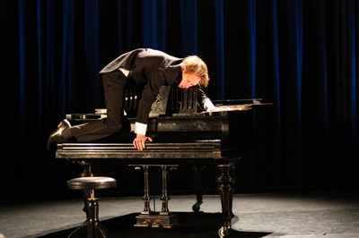 Photo 3 de The Pianist : Circo Aereo
