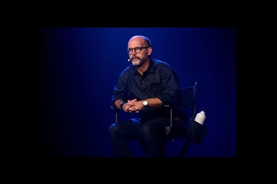 Photo 4 de Maurice Barthélemy dans Fort comme un hypersensible