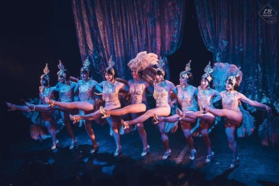 Vivi's Follies 