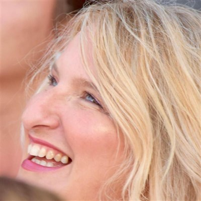 Photo 1 de Isabelle Henry dans Ta gueule !