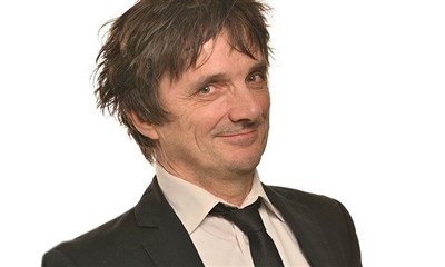 Photo 3 de Pierre Aucaigne dans En pleine crise