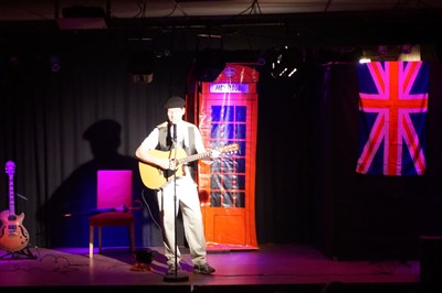 Photo 3 de Andy Pudding dans Un Englishman Mad in France