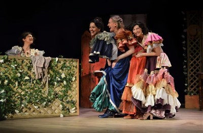 Photo 2 de Les Petites Femmes de Maupassant