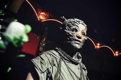 Photo 7 de Arbre | par le Cirque Théâtre Bormann