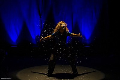 Photo 2 de Karine Dubernet dans Perlimpinpin