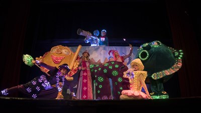 Photo 1 de Fêtons Noël avec les Alphas