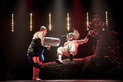 Photo 5 de En 12 pieds et 3 coups de boule : Une tragédie viking