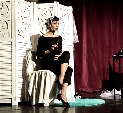 Gala Vinogradova Sassoon dans « Le Journal d'Audrey Hepburn »