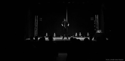 Photo 1 de Antoine Rabault improvise avec lui-même
