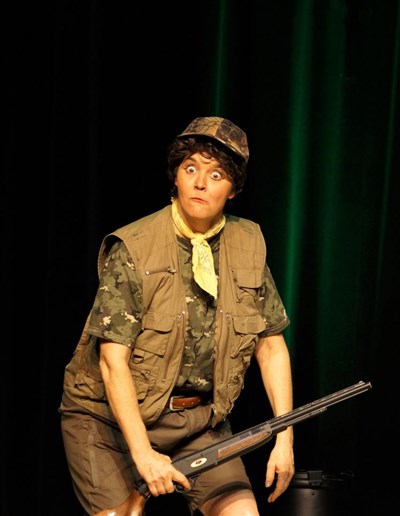 Photo 3 de Louise Bouriffé dans Hashtag et tête de bois !