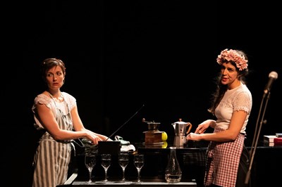 Photo 3 de Nawel Dombrowsky | Les Femmes à la cuisine