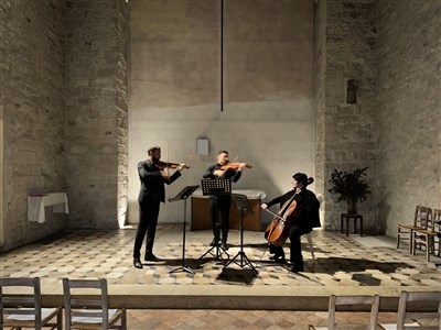 Photo 3 de Bach to Saint Germain
