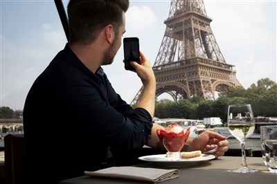 Photo 1 de Déjeuner-Croisière : Bateaux Parisiens