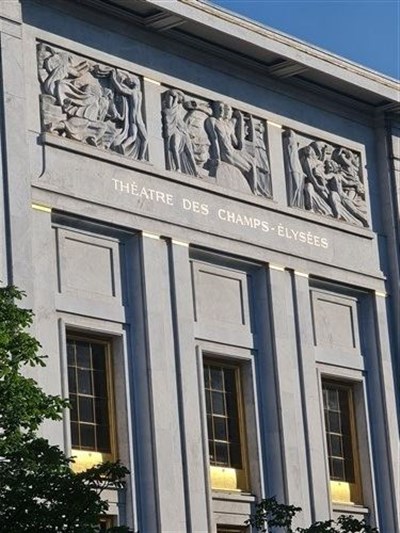 Droits Réservés