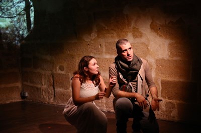 Photo 2 de Aurore la Belle au bois ne s'endort pas