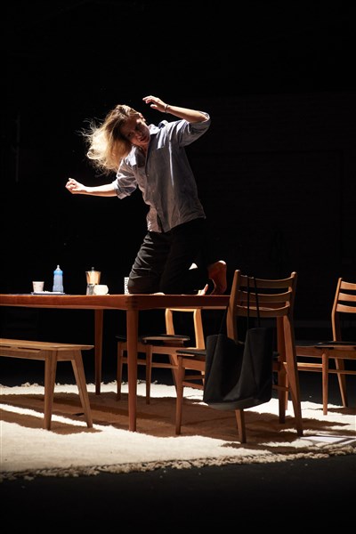 Photo 5 de Camille Chamoux dans le temps de vivre