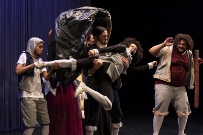 Photo 1 de L'Argent fait le bonheur !