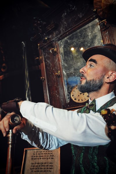 Photo 17 de Arbre | par le Cirque Théâtre Bormann