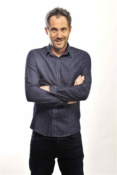 Photo 1 de Daniel Camus dans Adopte