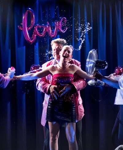 Photo 2 de Love Music | par le créateur de Colors