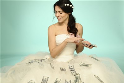 Photo 1 de Giorgia Sinicorni dans Comment épouser un milliardaire