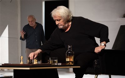 Photo 1 de 88 fois l'infini | avec Niels Arestrup et François Berléand