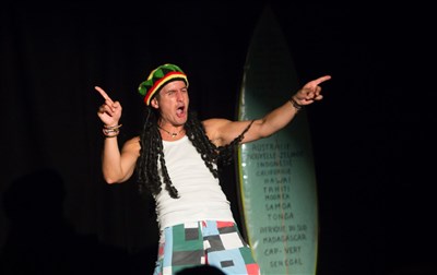 Photo 4 de Henry David Cohen dans Le tour du monde en 180 vannes