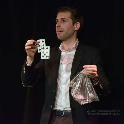 Photo 2 de Anatole vous raconte la magie