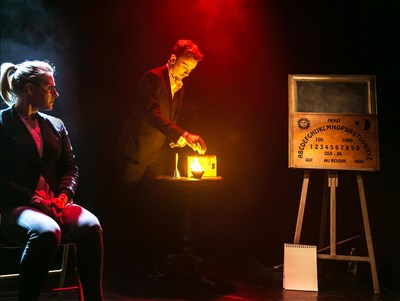 Photo 1 de Léo Brière dans Influence : Mentalisme et Hypnose