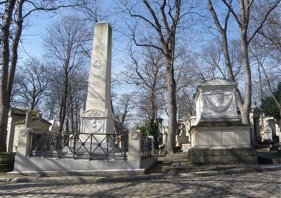 Photo 2 de Visite-guidée : Père Lachaise - célébrités et insolite | Par Paul Bauer
