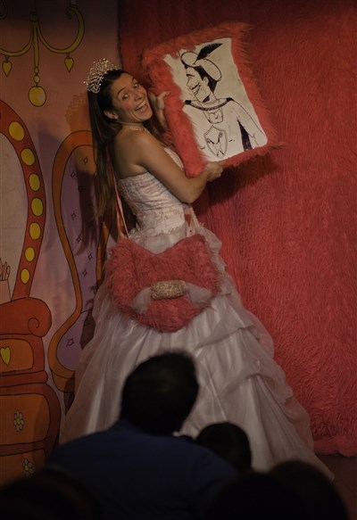 Photo 5 de La princesse au petit pois... dans la tête !