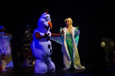 Photo 6 de Alerte aux cadeaux de Noël