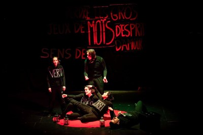 Photo 1 de Démodé
