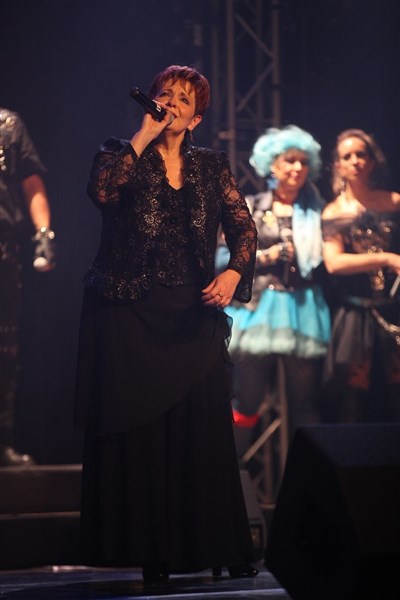 Photo 1 de Fabienne Thibeault | La voix mythique de Starmania