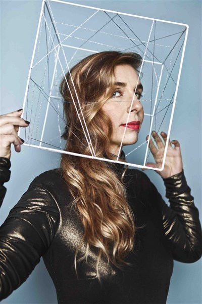 Barbara Carlotti