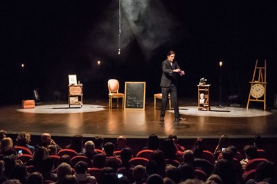 Photo 2 de Clément Freze dans Mentalisme, une affaire du XIXè Siècle
