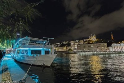 Photo 1 de Croisière spectacle humoristique sur la Saône