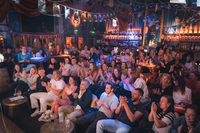 Photo 1 de West Side Comedy Club