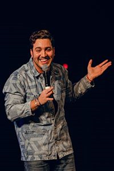 Photo 1 de Amine Radi dans L'expert humoriste