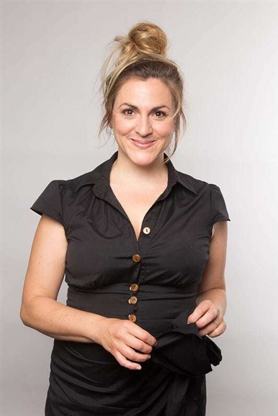 Photo 2 de Maryvonne Beaune dans Nous les humains