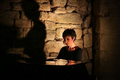 Photo 1 de Caroline Montier chante Barbara amoureuse
