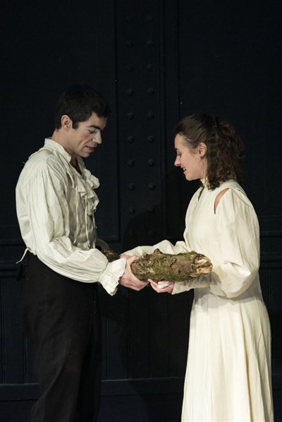 Miranda (Manon Durand) et Gautier Gaye (Ferdinand)