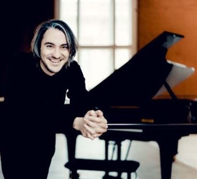 Alexander Gadjiev