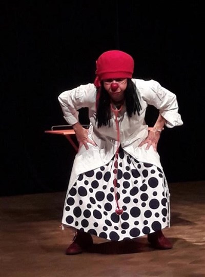 Photo 1 de Marie Le Roux dans Si ! Si ! J'vous dis qu'il m'l'a dit !