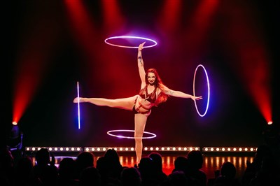 Photo 2 de Les Demoiselles du K-barré dans Minuit !