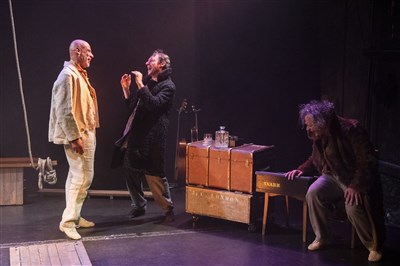 Photo 3 de Martin Eden