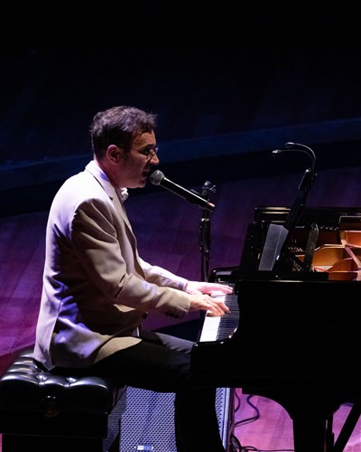 Photo 1 de Alexandre Deschamps en concert