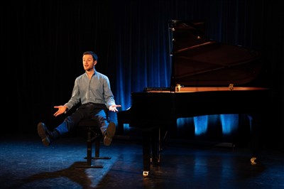 Photo 2 de Mozart, moi ? Jamais de François Moschetta